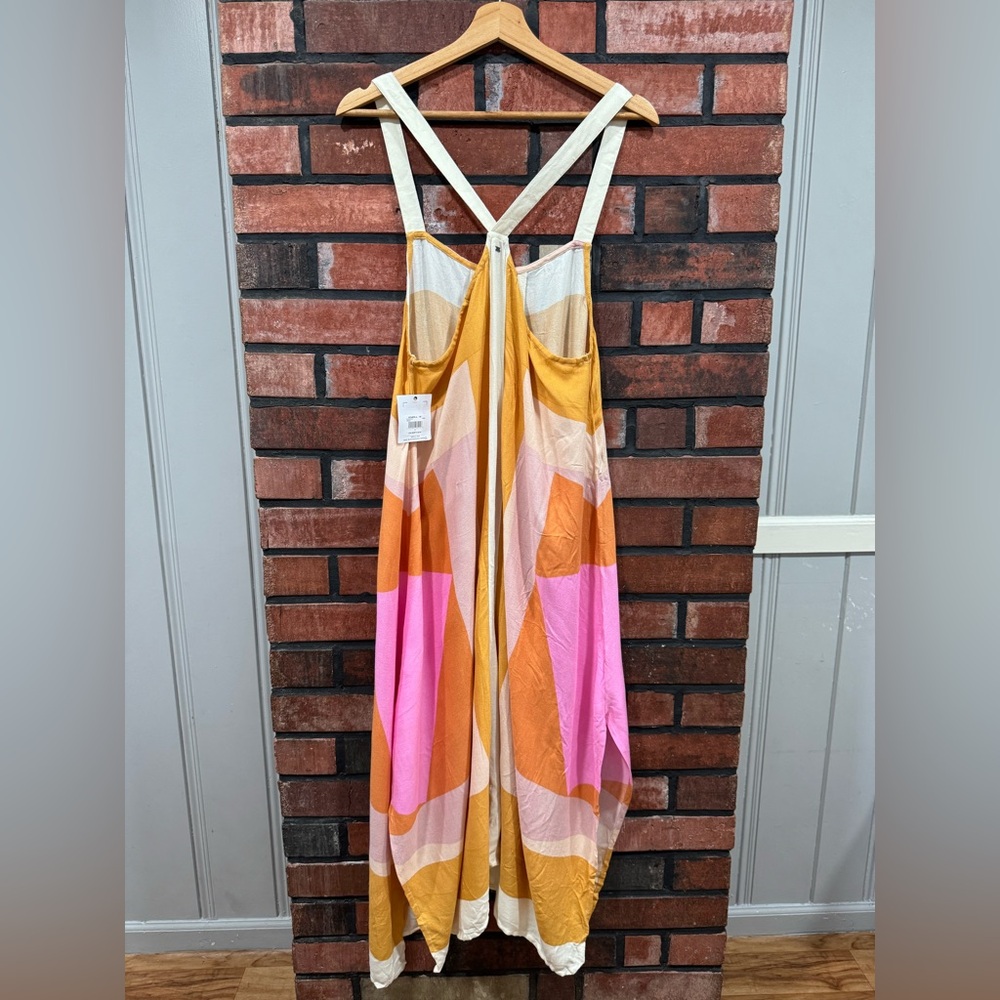 Miranda White Multi Geometric Print Midi Dress
O'Neill - Picture 8 of 16